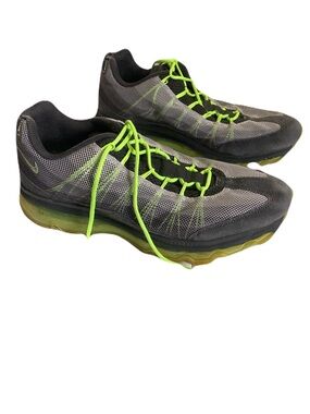 Men’s Nike Gray Mesh Sneakers with Neon Green Laces